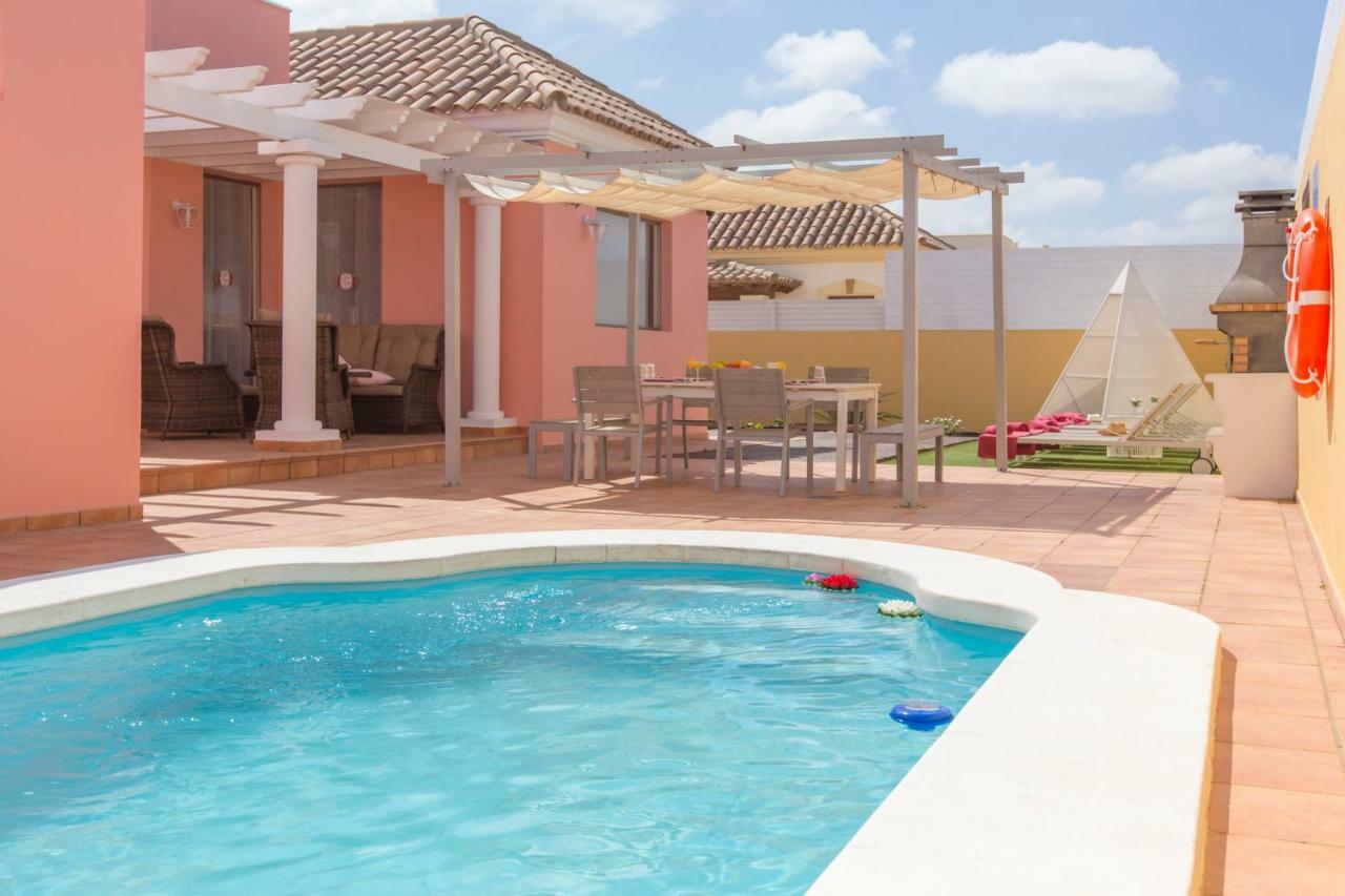Villa Bella Lucia 3. Piscina Climatizada, Wifi, Bbq. Corralejo Exterior photo