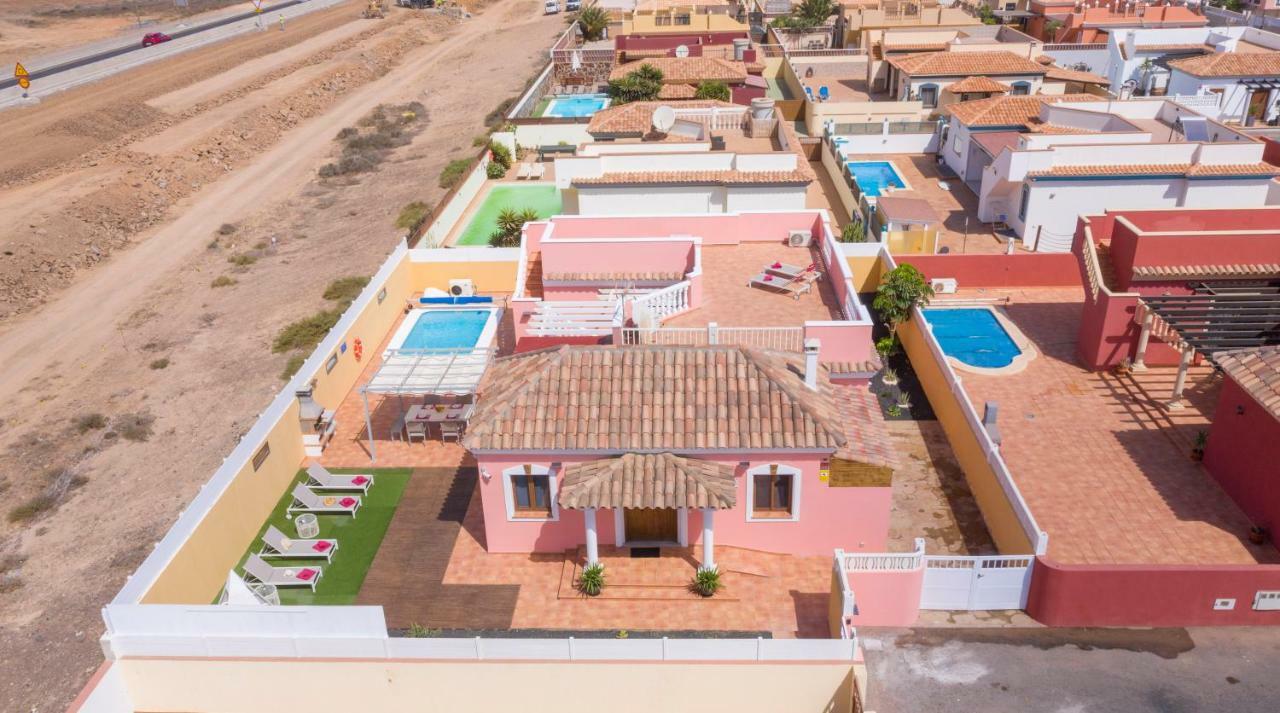 Villa Bella Lucia 3. Piscina Climatizada, Wifi, Bbq. Corralejo Exterior photo